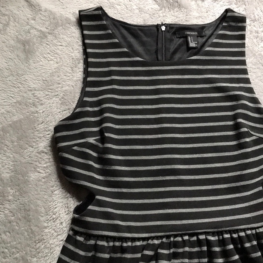 NWOT Forever 21 Side Slit Striped Dress